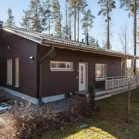 Spacious For 6 With Sauna